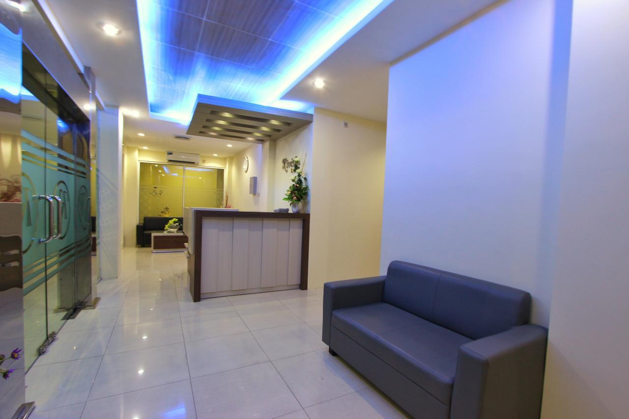 Rivisha Hotel Maguwo ภายนอก รูปภาพ